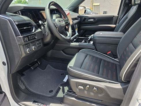 New 2026 GMC Yukon XL AT4 Ultimate AWD/4WD image 11