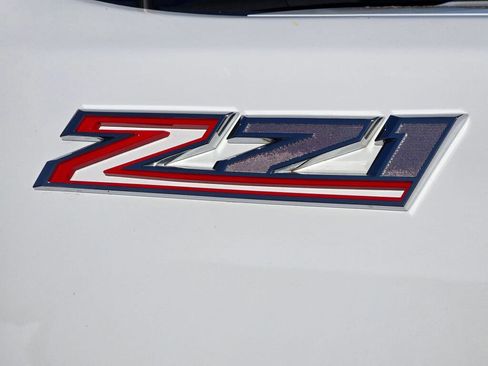 Used 2024 Chevrolet Silverado 2500 Custom w/ Custom Value Package image 31