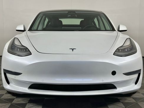 Used 2021 Tesla Model 3 Standard Range Plus image 19