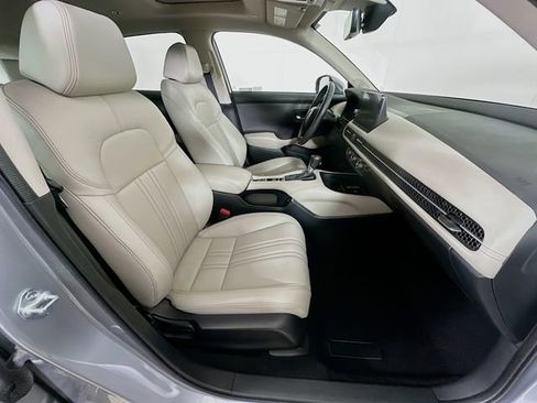 Certified 2024 Honda HR-V EX-L image 7