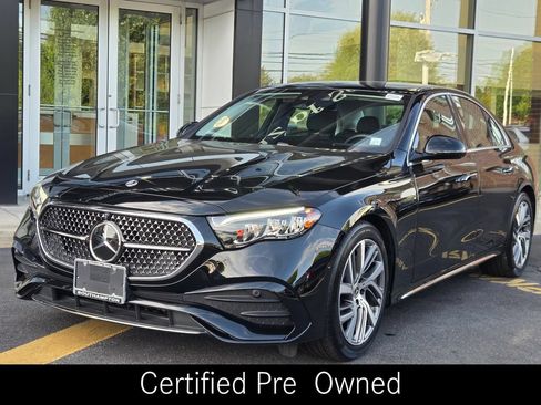 Used 2026 Mercedes-Benz E 350 4MATIC Sedan image 11