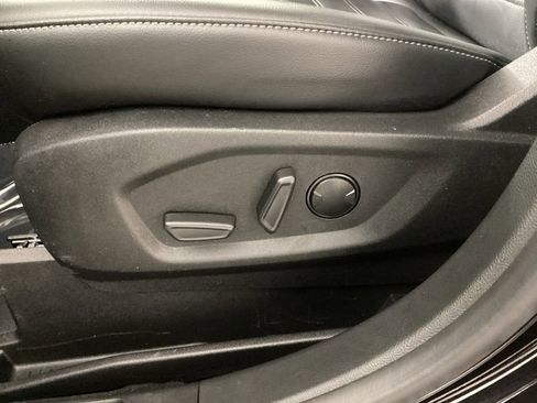 Used 2023 Ford Edge SEL w/ Convenience Package image 16