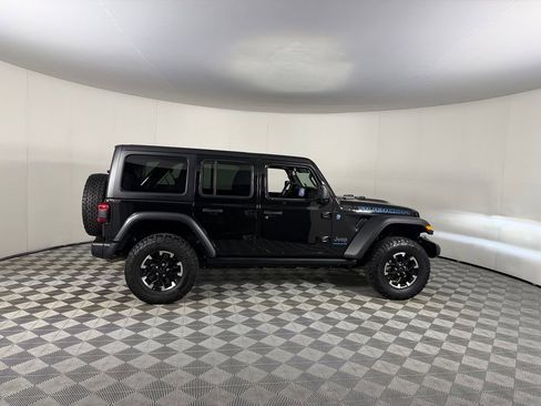 Used 2024 Jeep Wrangler Unlimited Rubicon 4xe AWD/4WD image 11