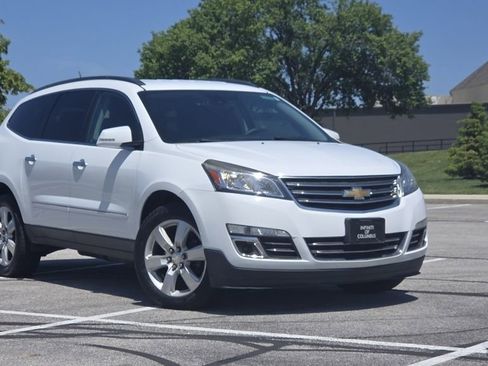 Used 2016 Chevrolet Traverse LTZ AWD/4WD image 2