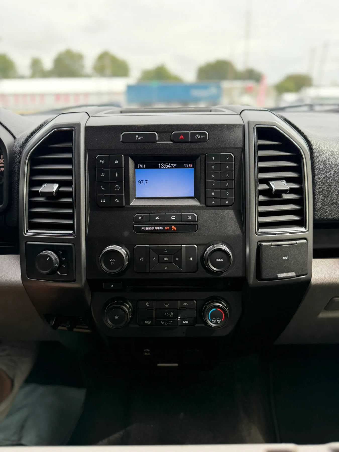 Used 2018 Ford F150 XLT w/ Equipment Group 301A Mid AWD/4WD image 12