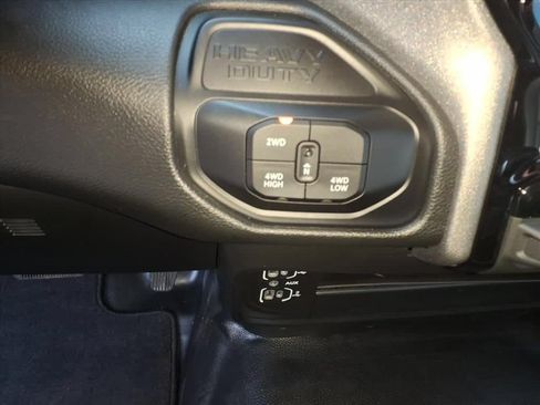 Used 2026 RAM 2500 Tradesman AWD/4WD image 27