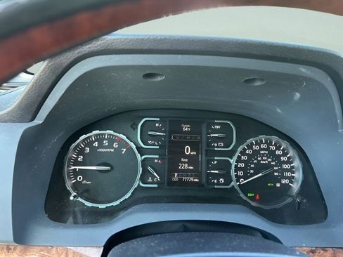 Used 2018 Toyota Tundra 1794 Edition AWD/4WD image 23