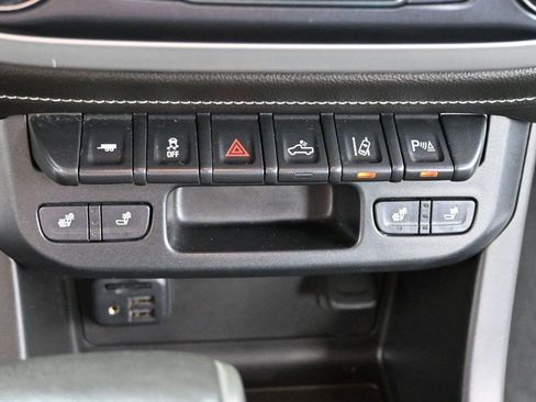 Used 2019 GMC Canyon SLT w/ Driver Alert Package AWD/4WD image 26