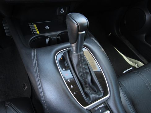 Certified 2024 Honda HR-V EX-L image 21