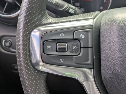 Used 2025 Chevrolet Blazer LT AWD/4WD image 21