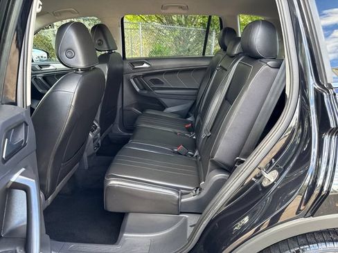 Used 2024 Volkswagen Tiguan SE FWD image 14
