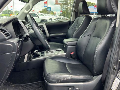 Used 2015 Toyota 4Runner Limited AWD/4WD image 13