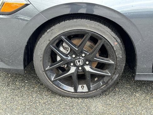 Used 2024 Honda Civic Sport image 11