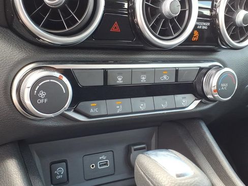 Used 2024 Nissan Sentra S FWD image 12