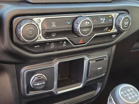 Used 2023 Jeep Gladiator Sport w/ Trailer Tow Package image 31