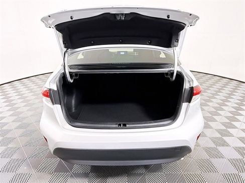 Certified 2025 Toyota Corolla LE image 34