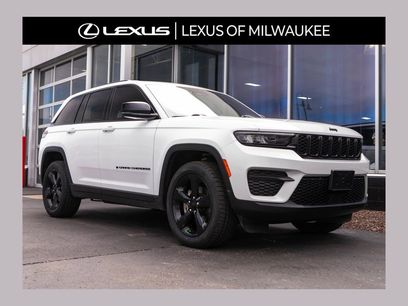 Used 2023 Jeep Grand Cherokee Altitude