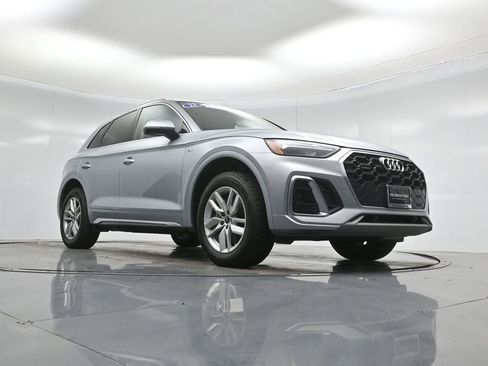 Used 2023 Audi Q5 2.0T Premium w/ Convenience Package image 48
