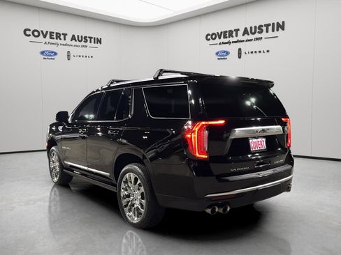 Used 2023 GMC Yukon Denali w/ Denali Reserve Package image 3