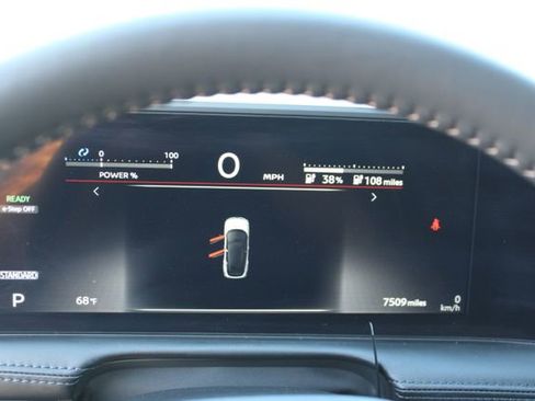 Used 2025 Nissan Ariya FWD image 23