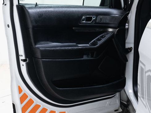 Used 2017 Ford Explorer 4WD Police Interceptor image 37