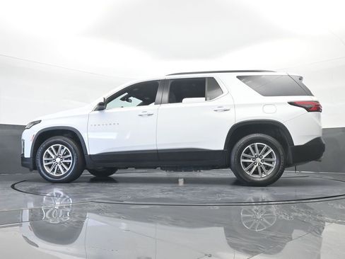 Used 2023 Chevrolet Traverse LT image 61