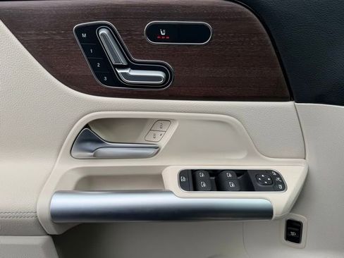 Used 2023 Mercedes-Benz GLA 250 4MATIC image 15