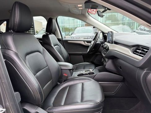 Used 2021 Ford Escape SEL AWD/4WD image 30
