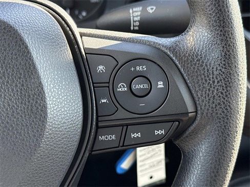Used 2023 Toyota Corolla LE image 23