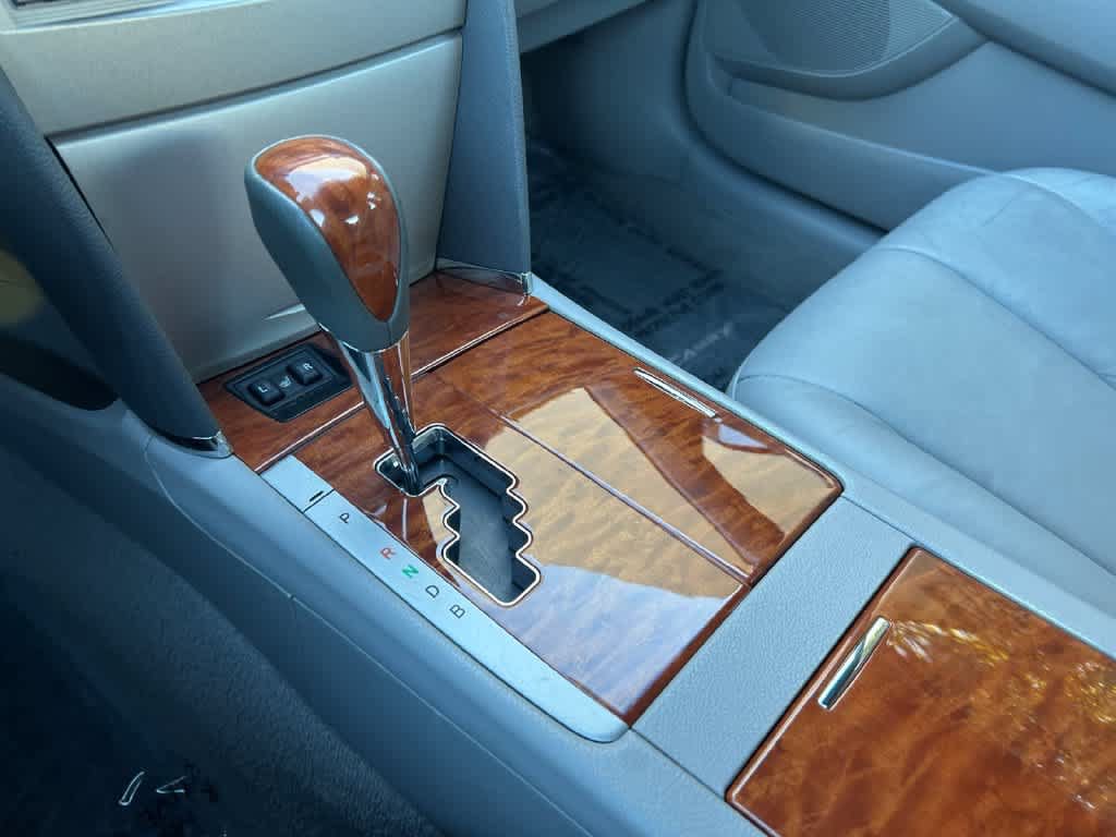 Used 2010 Toyota Camry Hybrid FWD image 18