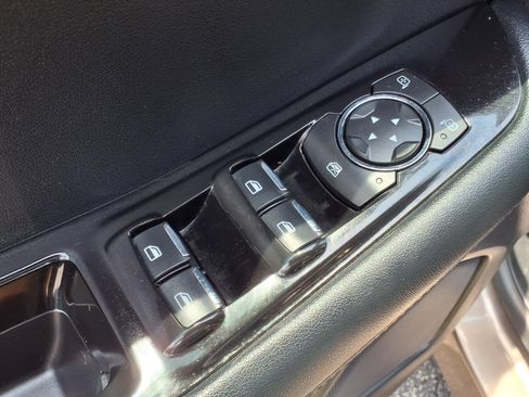 Used 2019 Ford Edge SEL w/ Equipment Group 201A FWD image 13