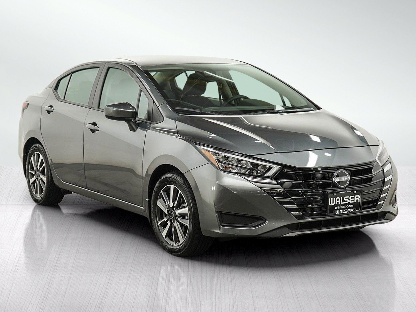 Used 2025 Nissan Versa SV w/ Trunk Package FWD image 7