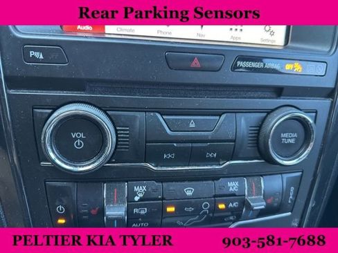 Used 2017 Ford Explorer XLT w/ Equipment Group 202A image 21