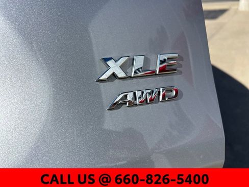 Used 2025 Toyota RAV4 XLE image 10