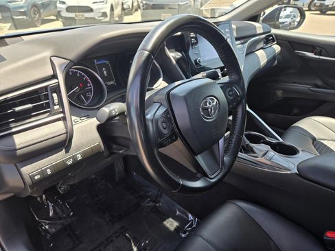 Used 2023 Toyota Camry SE FWD image 12