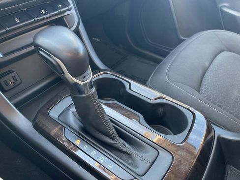 Certified 2022 GMC Canyon Elevation image 29