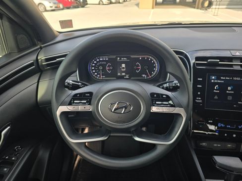 Used 2024 Hyundai Santa Cruz SEL image 17