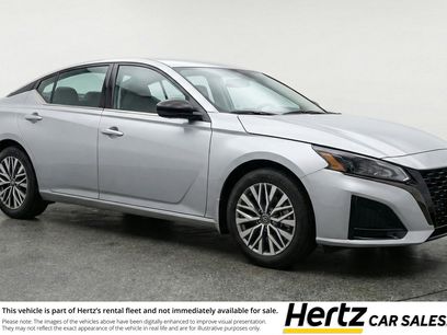 Used 2025 Nissan Altima 2.5 SV