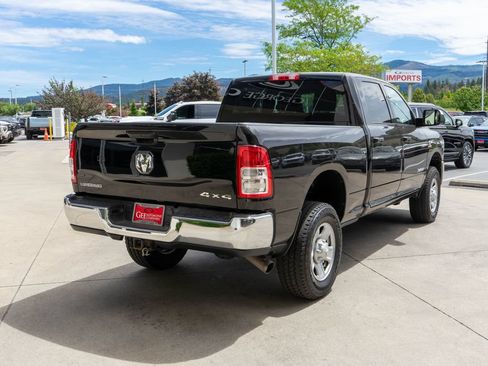 Used 2022 RAM 2500 Big Horn w/ Cold Weather Group AWD/4WD image 7