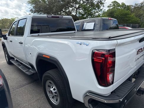 Used 2021 GMC Sierra 2500 4x4 Crew Cab w/ Gooseneck/5TH Wheel Package image 6