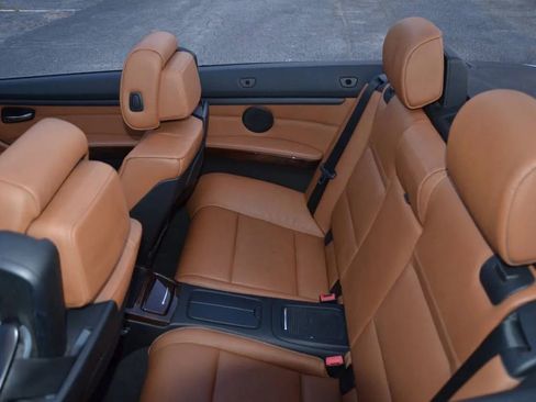 Used 2013 BMW 328i Convertible image 48