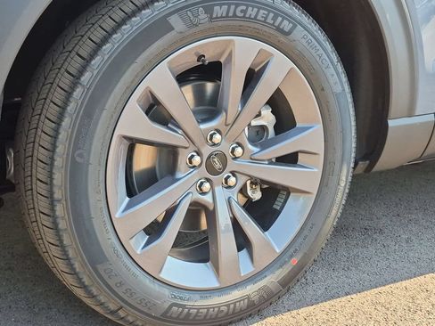 New 2027 Ford Explorer Active AWD/4WD image 23