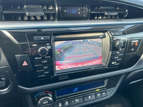 Used 2016 Toyota Corolla S Premium image 24