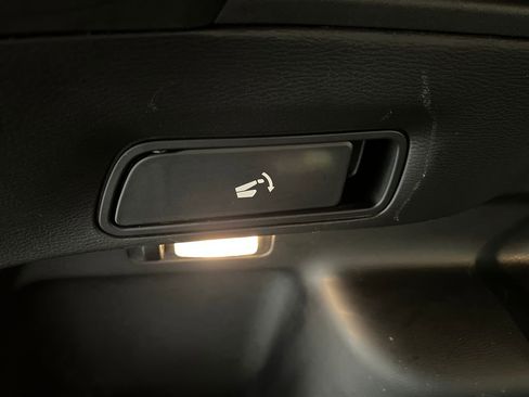 Used 2024 Mitsubishi Outlander SE AWD/4WD image 38