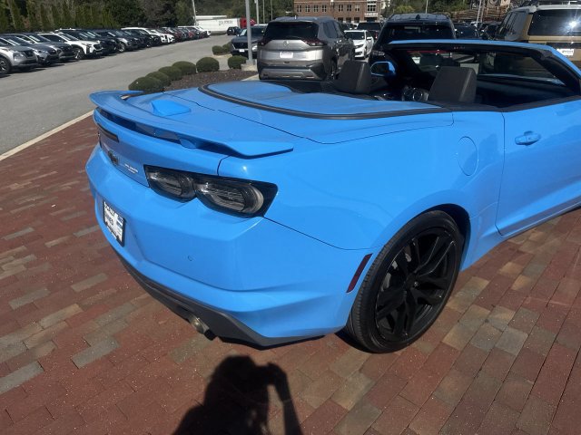 Used 2023 Chevrolet Camaro LT w/ RS Package RWD image 18