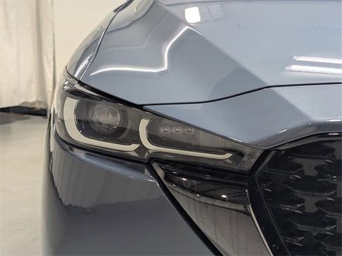 Used 2023 MAZDA CX-5 Carbon Edition image 28
