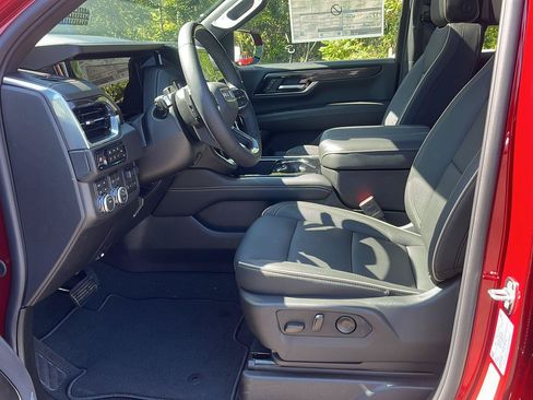 New 2026 GMC Yukon Elevation w/ Elevation Premium Package AWD/4WD image 9