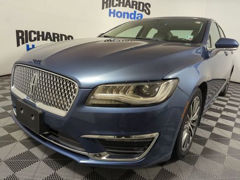 Used 2019 Lincoln MKZ Premiere FWD image 1