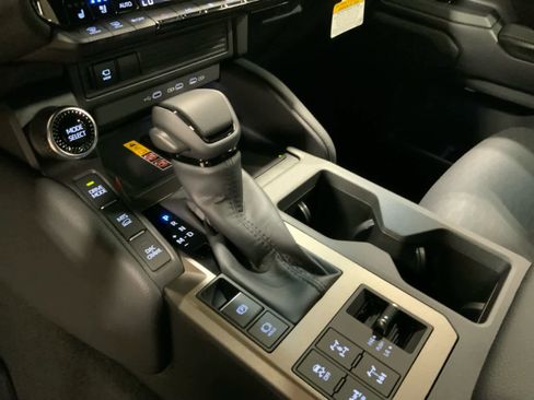 Used 2024 Toyota Land Cruiser image 11