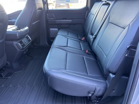 New 2025 Ford F150 Lariat w/ Equipment Group 501A Mid image 10